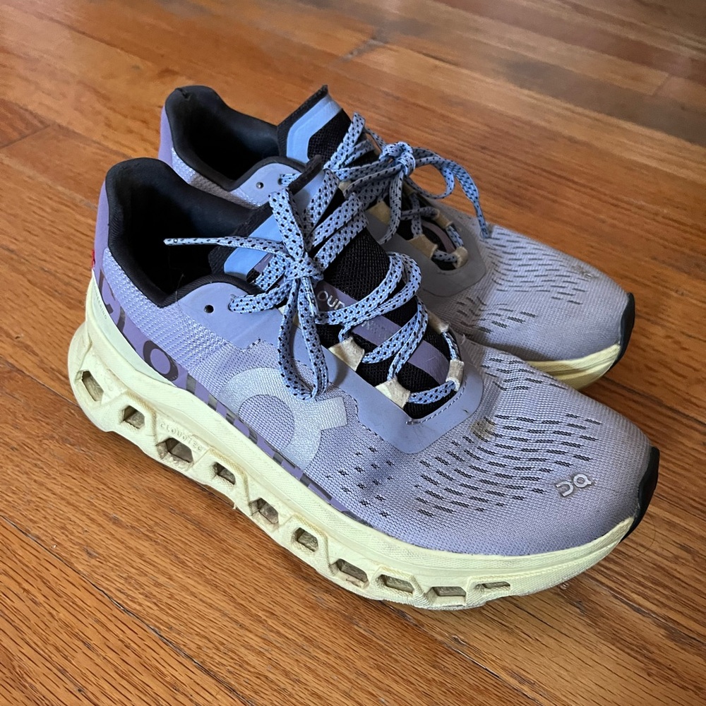 On Cloud - Monster Sneakers